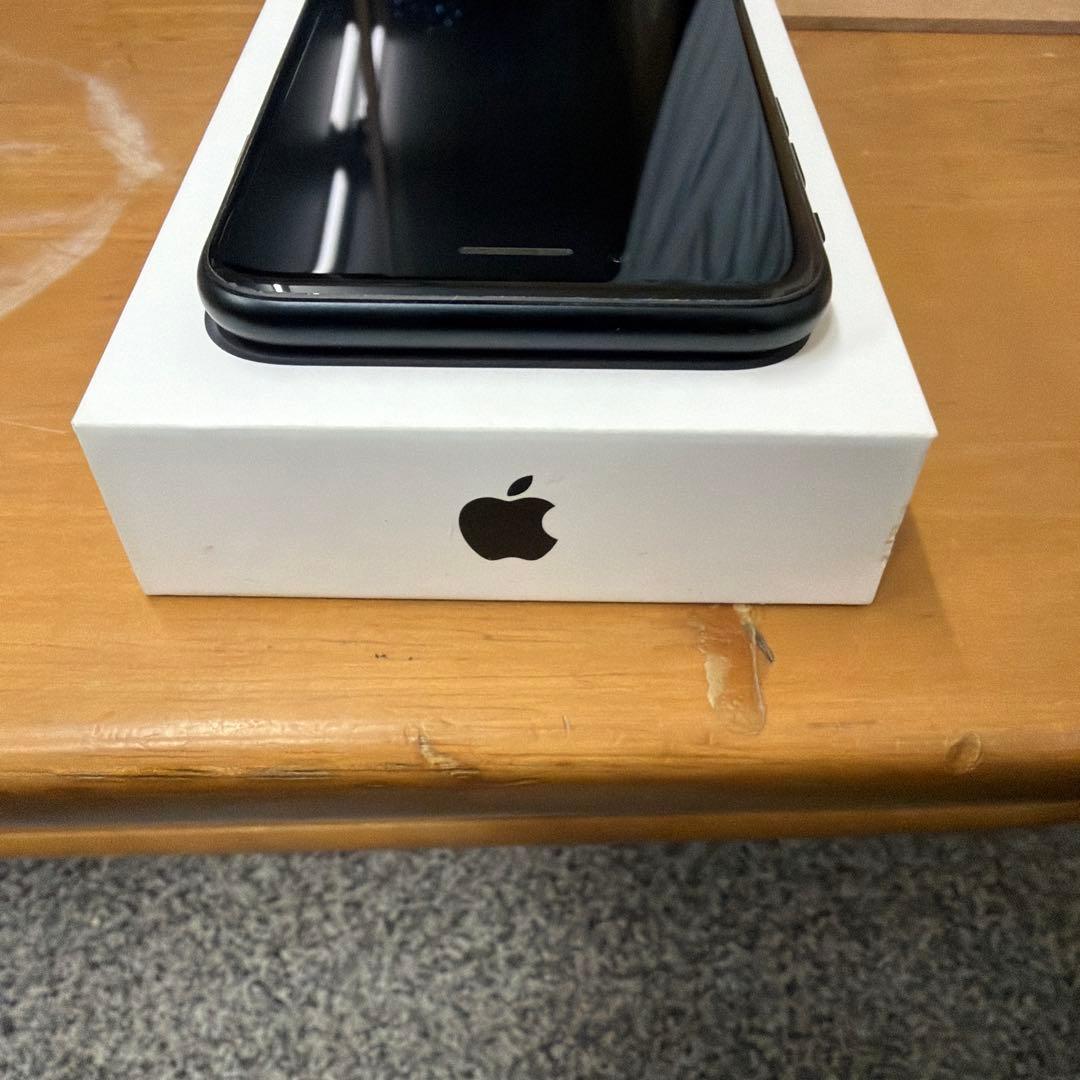 iPhoneSE第3世代64GB最大容量97%