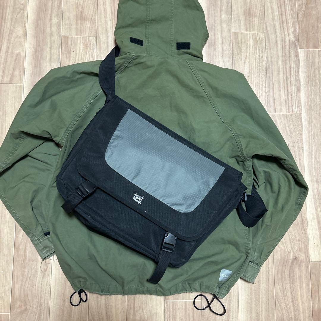 old stussy ステューシー　黒　 メッセンジャーバッグ　古着　y2k
