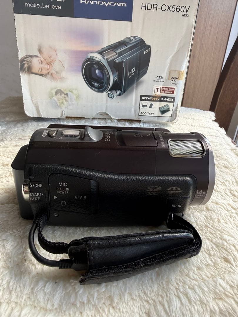SONY HDR-CX560V 本体他 ハンディカム12. 3メガピクセル
