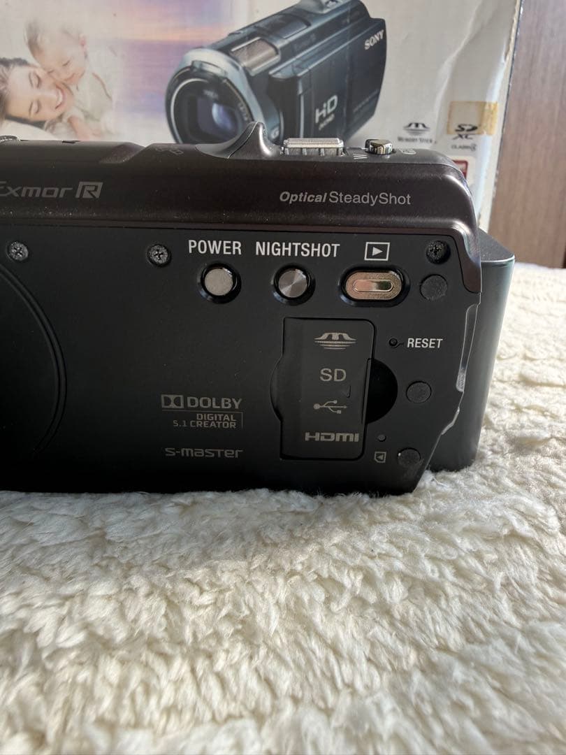 SONY HDR-CX560V 本体他 ハンディカム12. 3メガピクセル