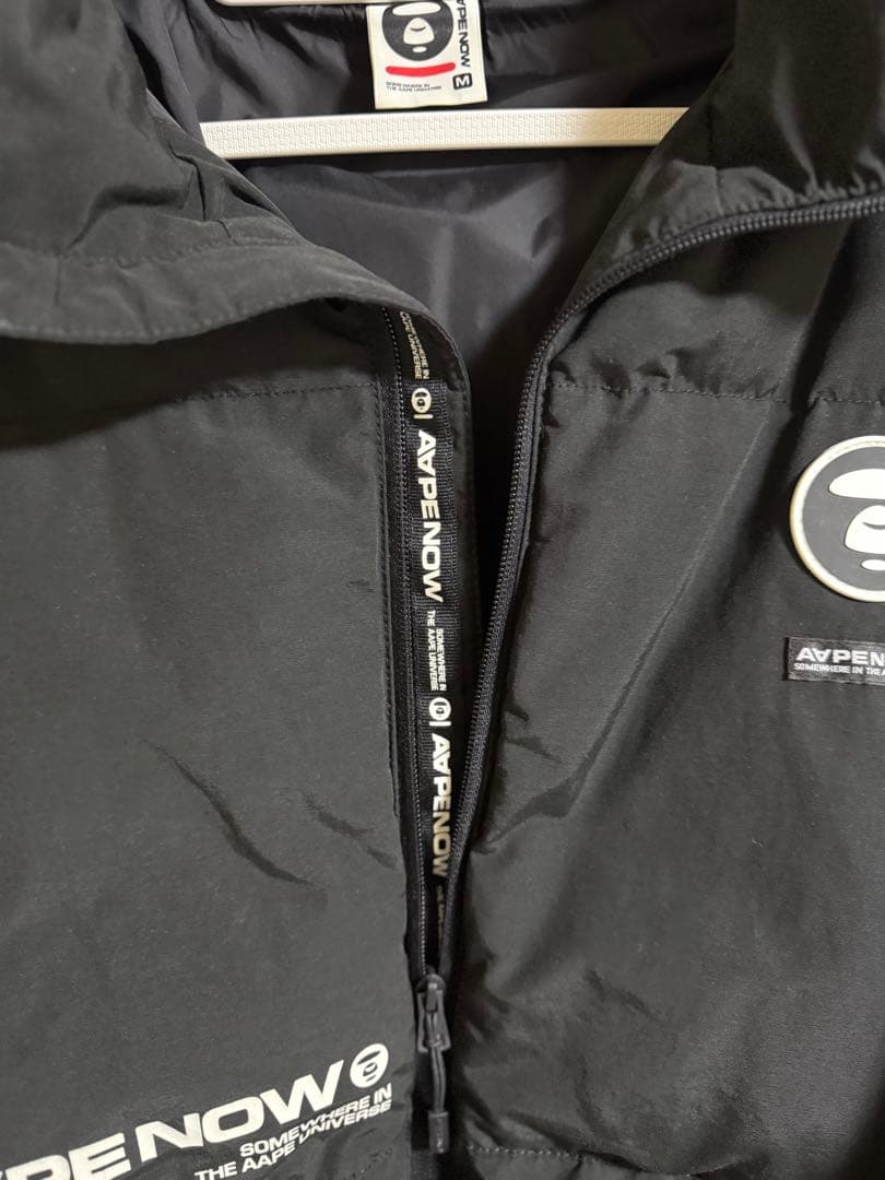 APE ブラック ダウンジャケット Mサイズ