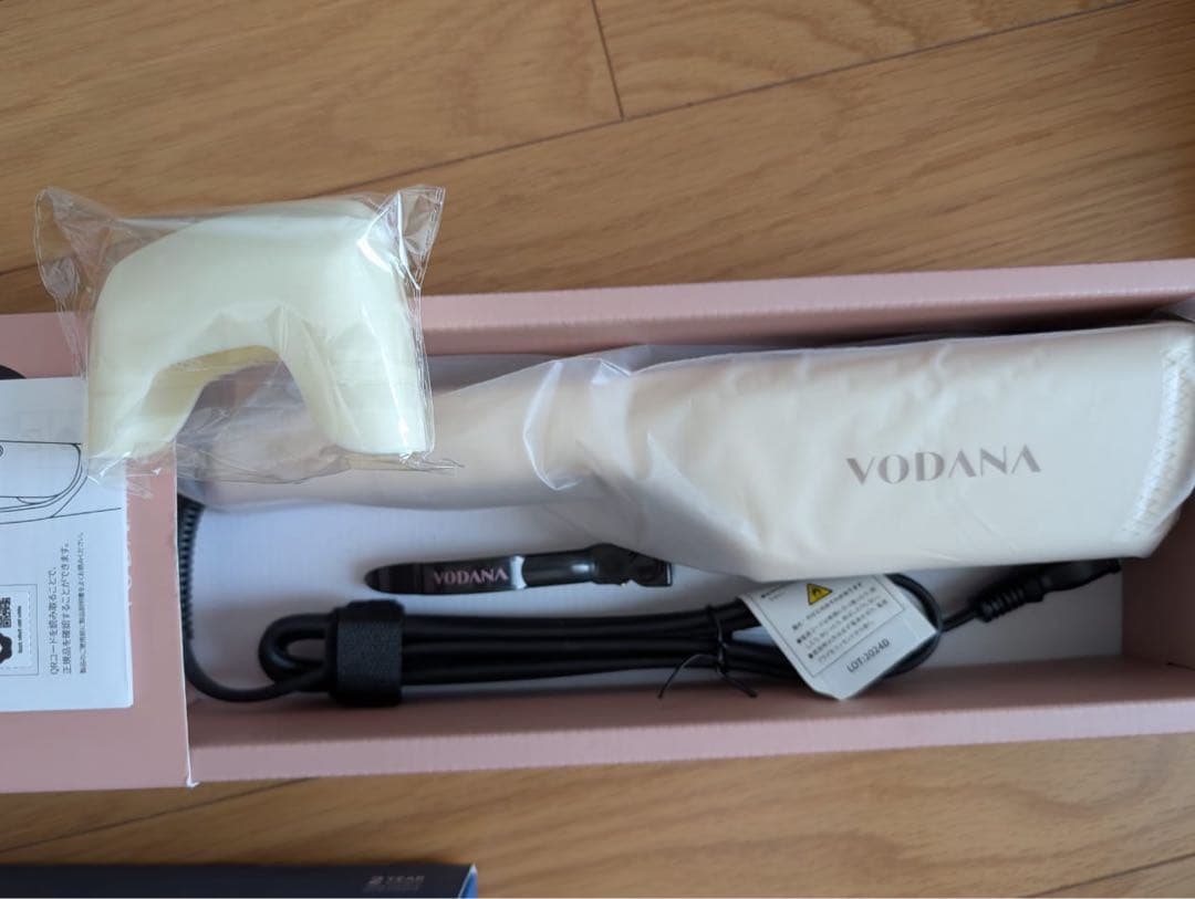 【新品未使用】VODANA トリプルフローウェーブアイロン 32mm