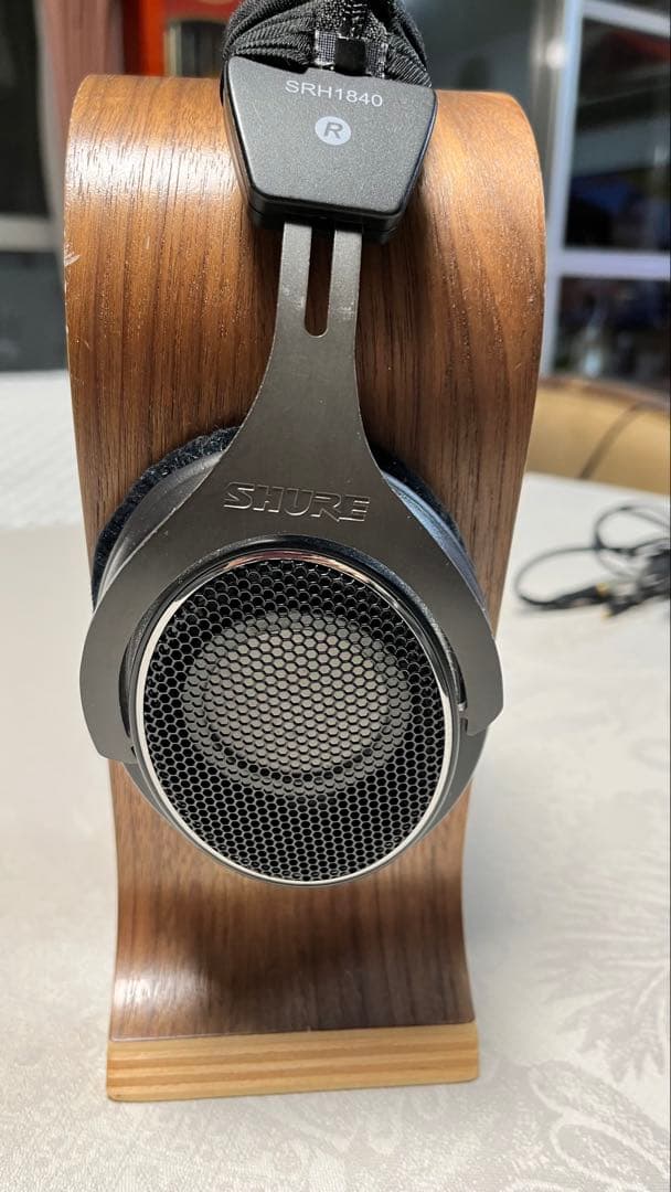 Shure SRH1840 ヘッドフォン、スタンド付き