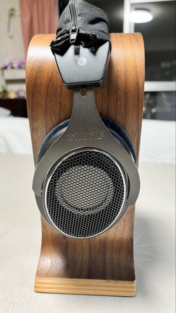 Shure SRH1840 ヘッドフォン、スタンド付き
