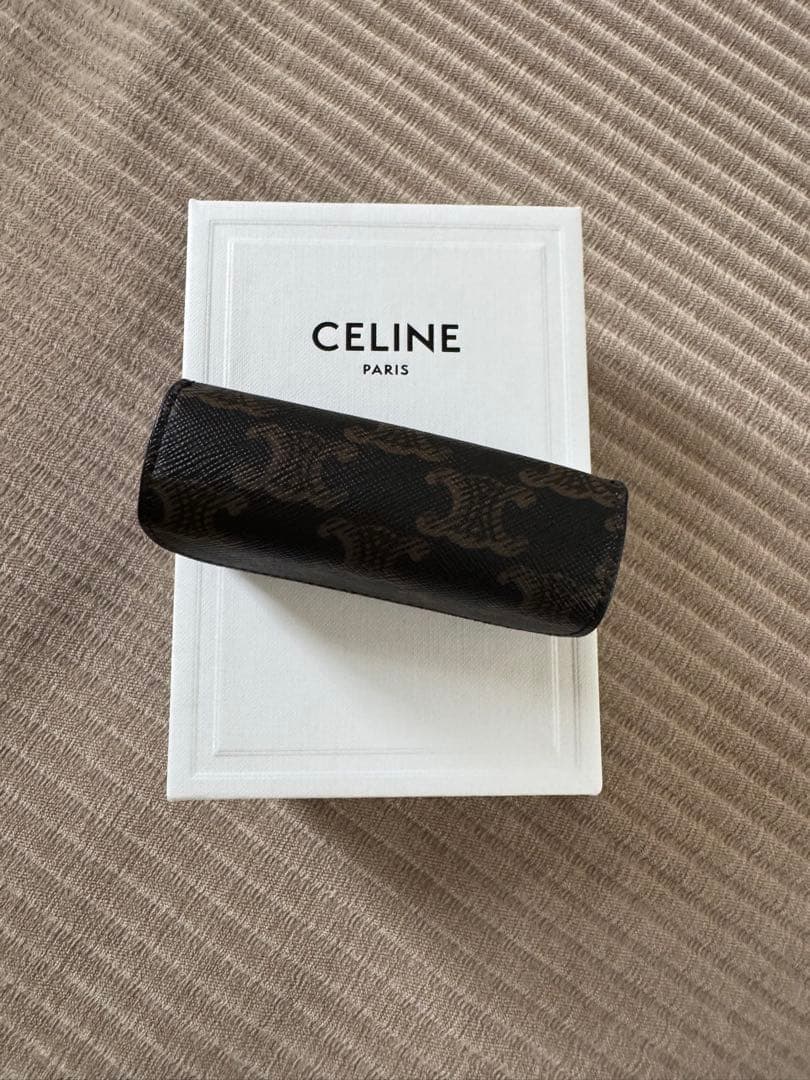 CELINE ロゴ入り ブラック クラッチポーチ