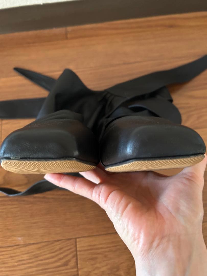 む*う様 CELINE バックレスラップレザーパンプス ブラック