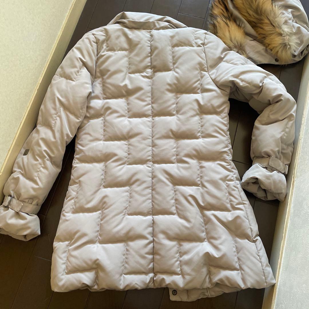 もふもふ【美品】Joutsen フード付きダウンジャケット XXS