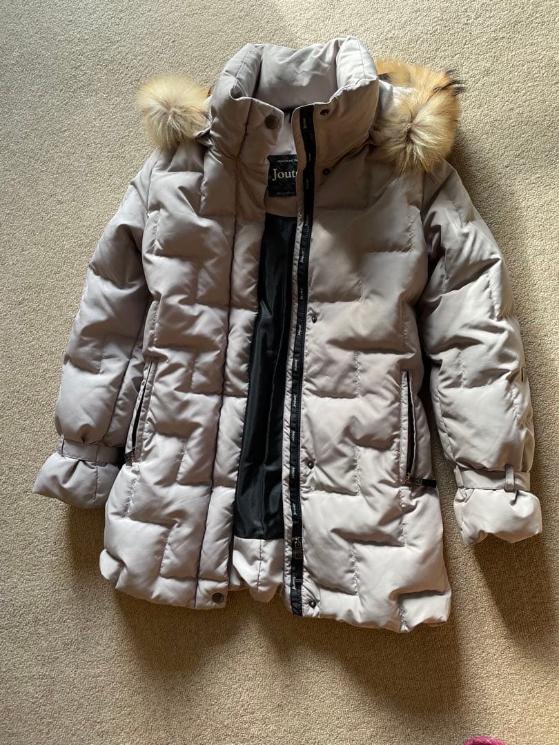 もふもふ【美品】Joutsen フード付きダウンジャケット XXS