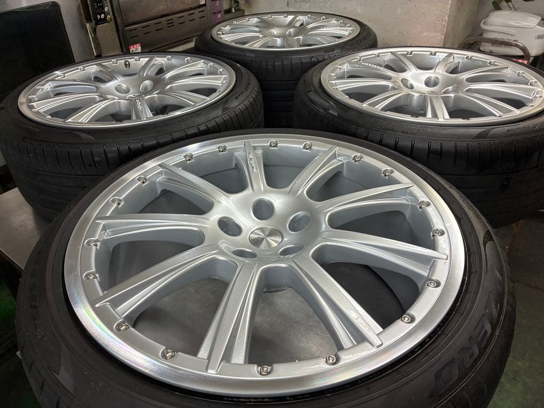 ポルシェカイエン、アウディQ7 22インチ新品ホイールと中古タイヤセット