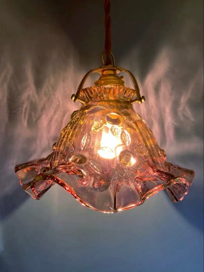 フェントン　ガラスランプシェードオパールセント　アンティーク