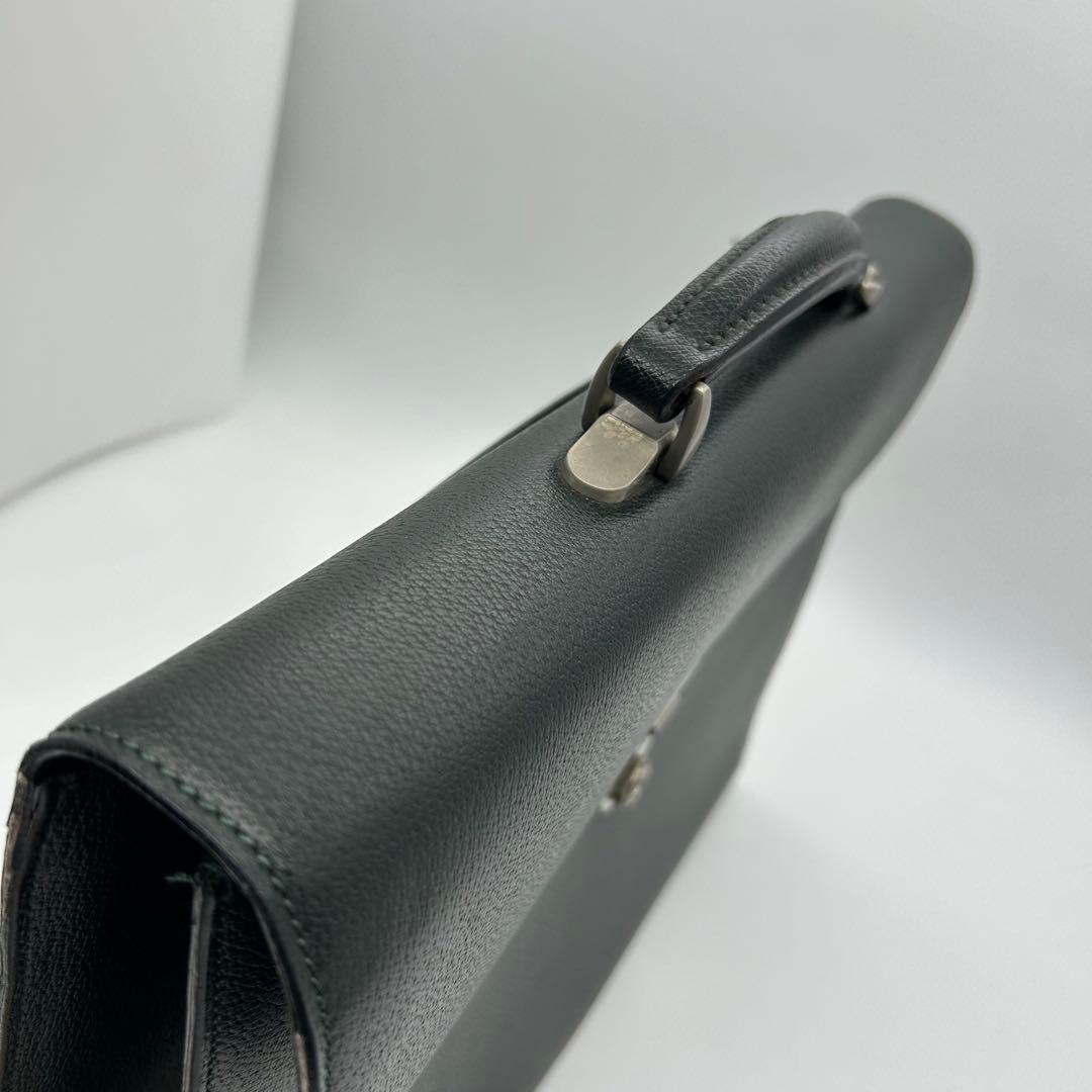 【極美品】　アクアスキュータム　ビジネスバッグ　オールレザー　濃緑　A4　自立