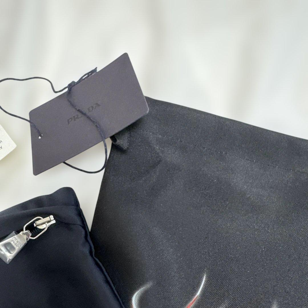 M*M様 PRADA ゴールド ヘアクリップ