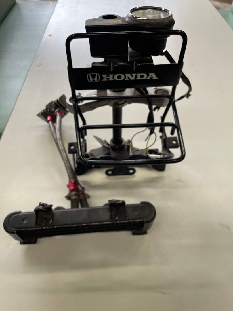 z*j様 ホンダ ゴリラ　フロントキャリア　メーター取り付け　ジャンク扱い