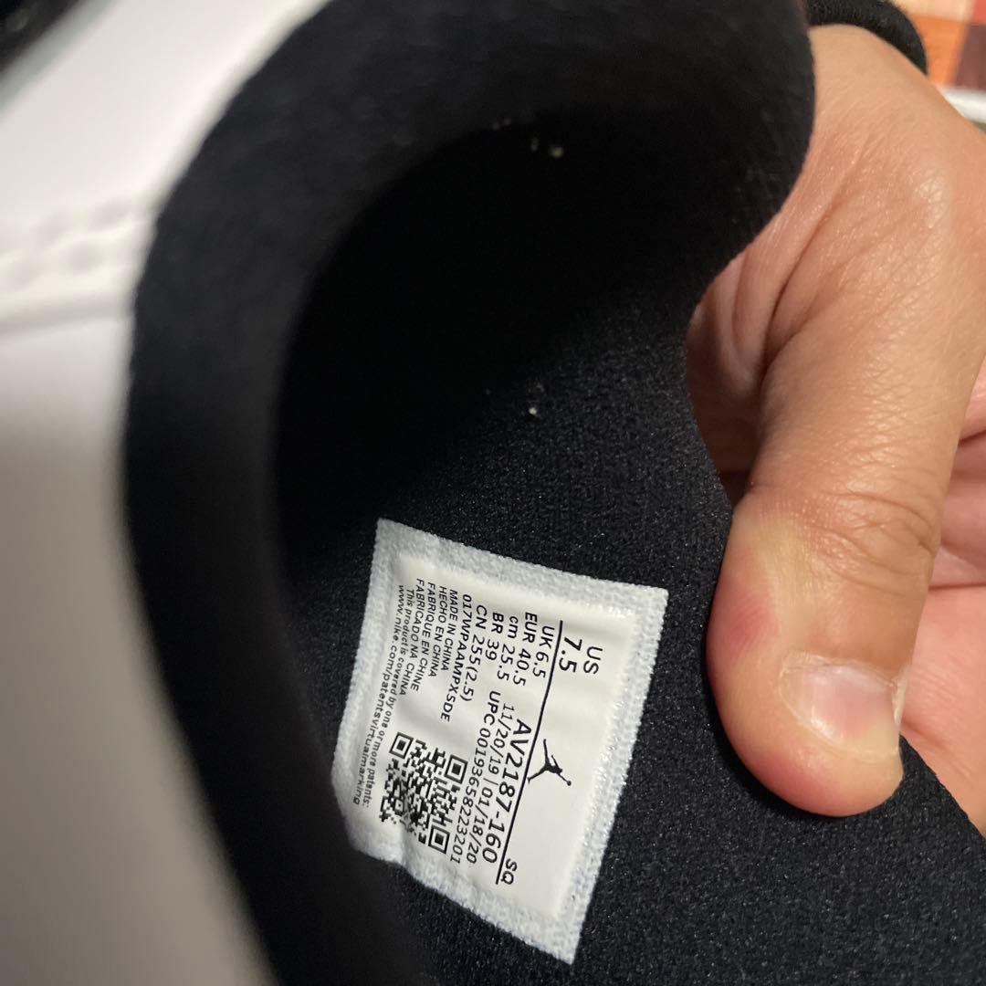 シューズ(男性用) AIR JORDAN 11 25.5cm