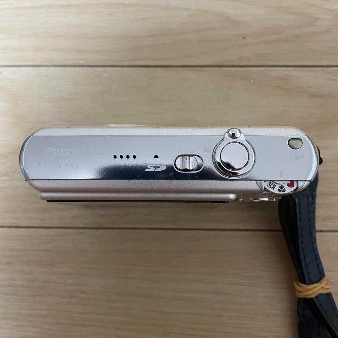 【美品】Panasonic LUMIX DMC-FX9 デジタルカメラ