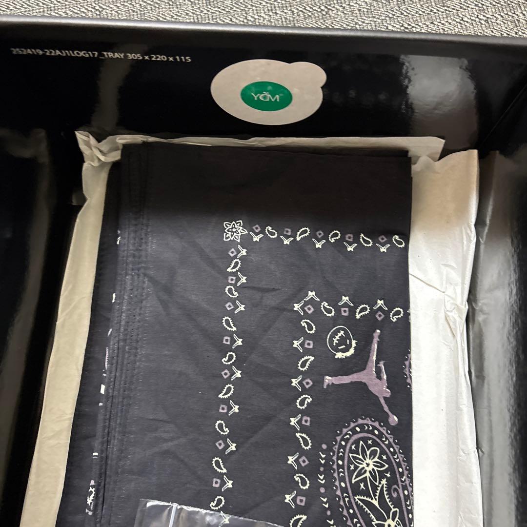 海*ン様 トラヴィス　エアジョーダン1 ブラックファントム