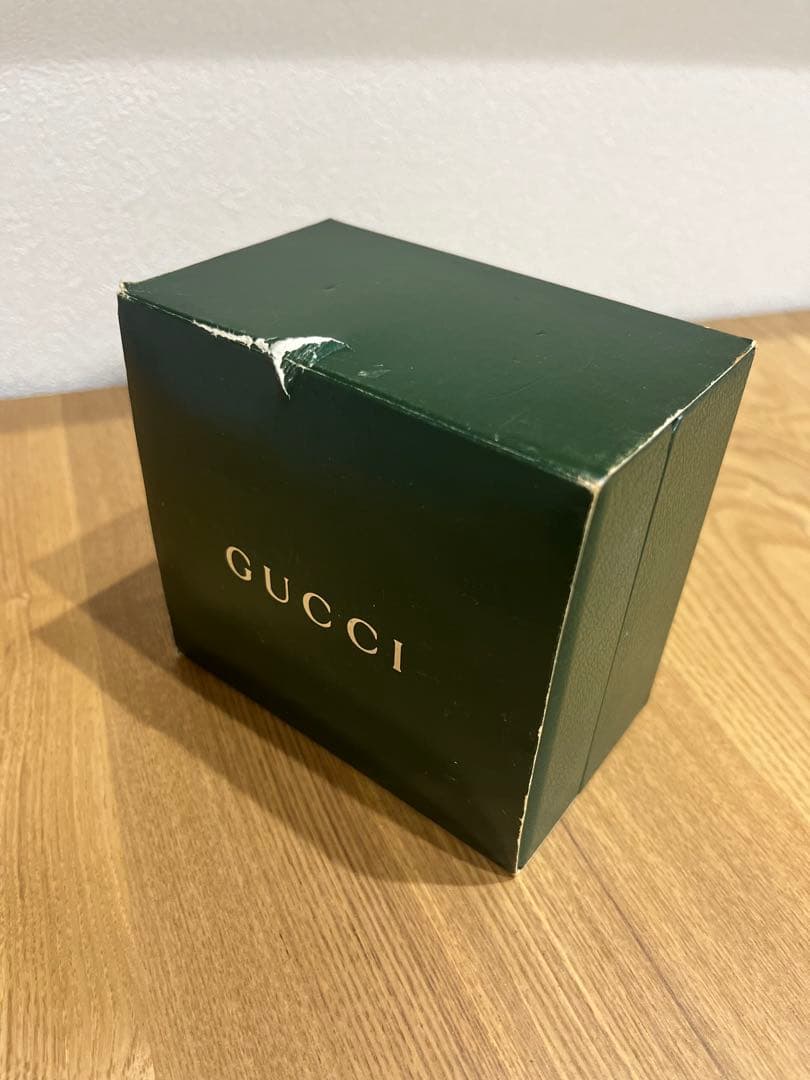 グッチ チェンジべゼル 11色