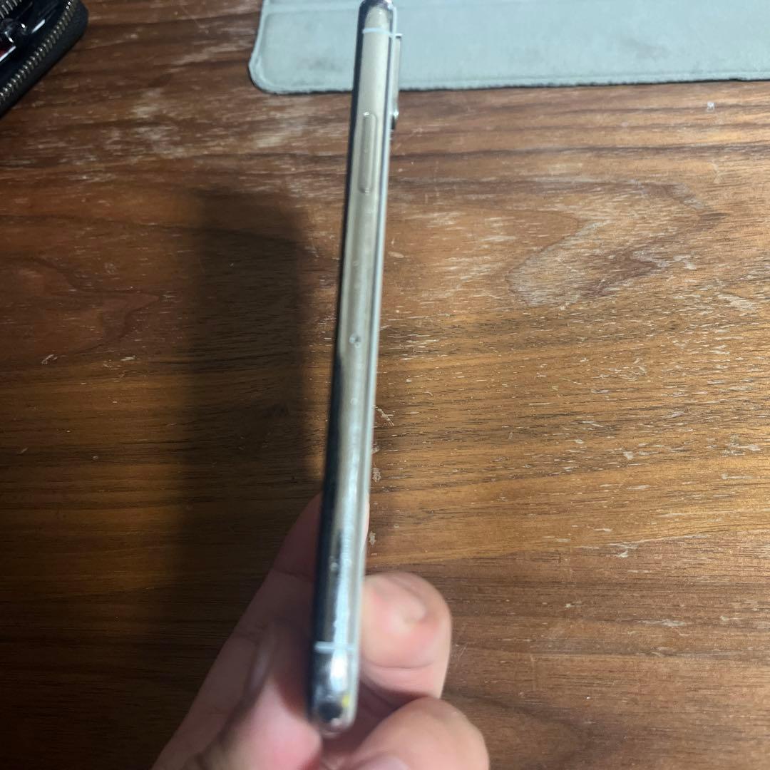 Apple iPhoneXS ホワイト 256 画面傷あり