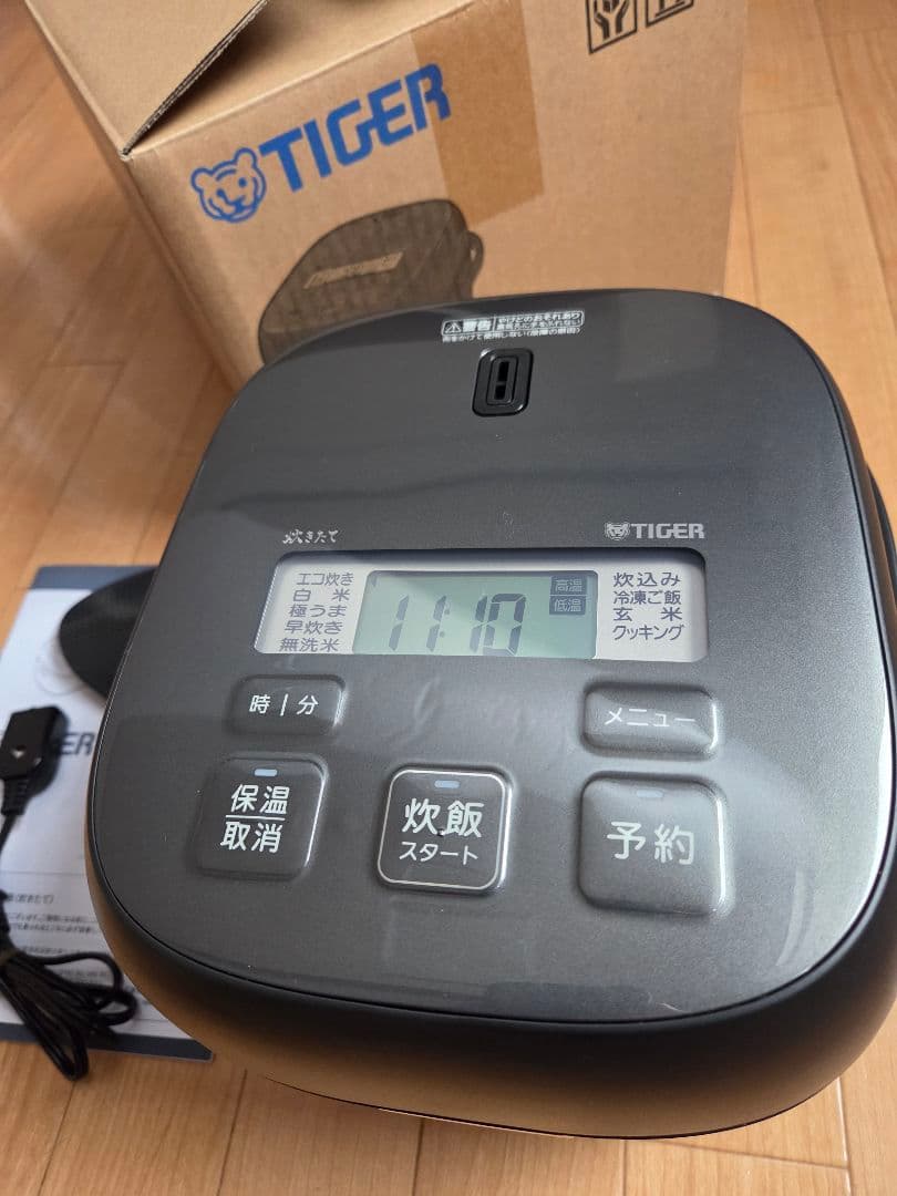 新品未使用 タイガー魔法瓶(TIGER) 3合炊飯器 JBS-B055KL