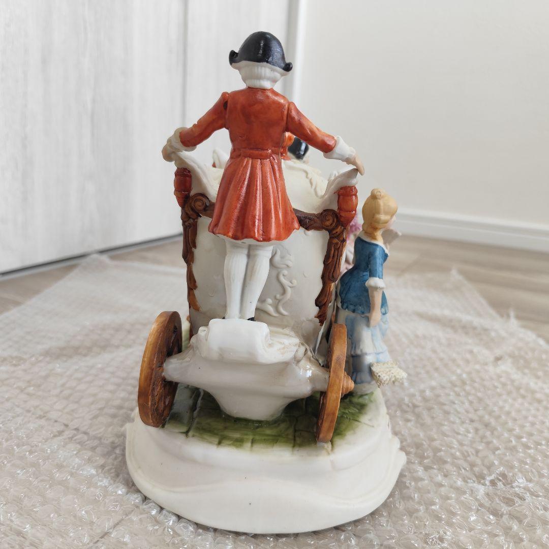 加藤工芸 瀬戸マイセン ４頭立て馬車 レース衣装貴婦人 紳士 馬車ハンドペイント