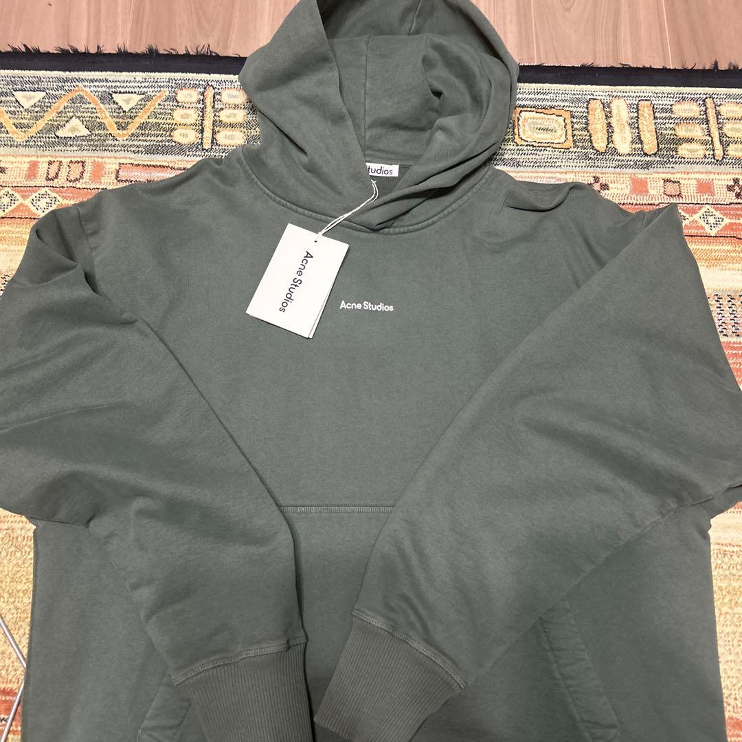 ACNE STUDIOS アクネ　フーディ　cedar green
