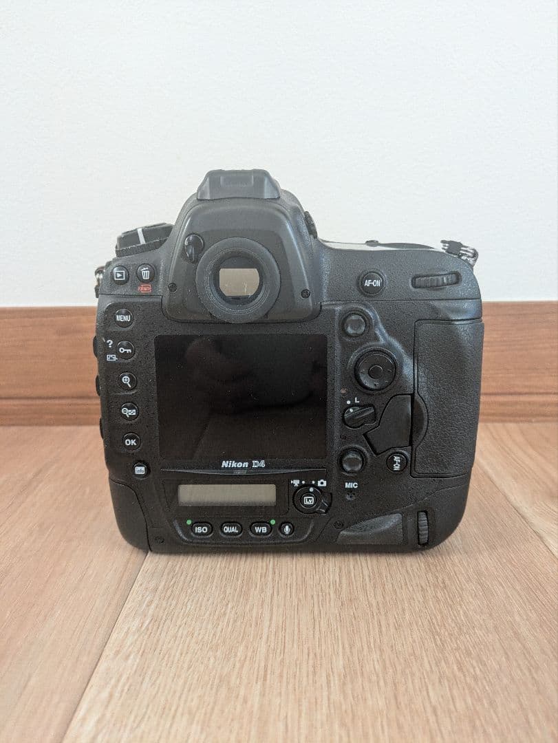 Nikon D4 デジタル一眼レフカメラ