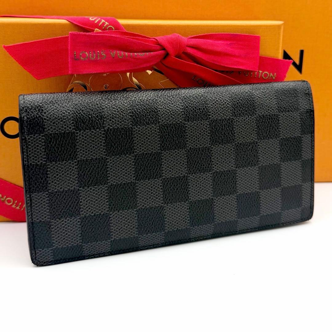 ルイヴィトン ダミエグラフィット ポルトフォイユブラザ 二つ折り長財布 ブラック