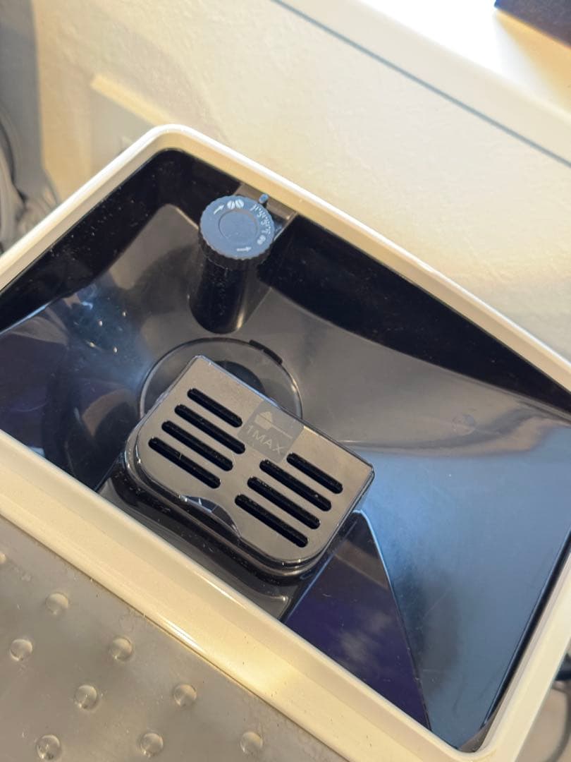 デロンギマグニフィカS 全自動コーヒーマシン白