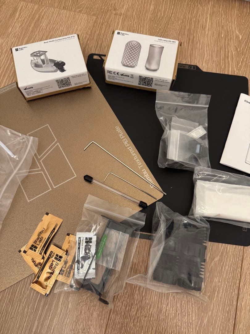 【美品】Bambu Lab X1-Carbon 3D プリンター　ams付き