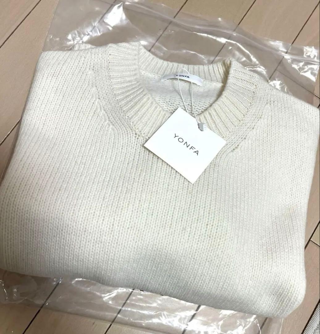 新品　YONFAヨンファ　ラムウールクルーネックプルオーバー　ニット アイボリー