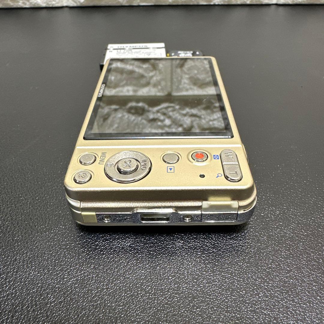 美品OLYMPUS　VG-145 ゴールド　動作確認済