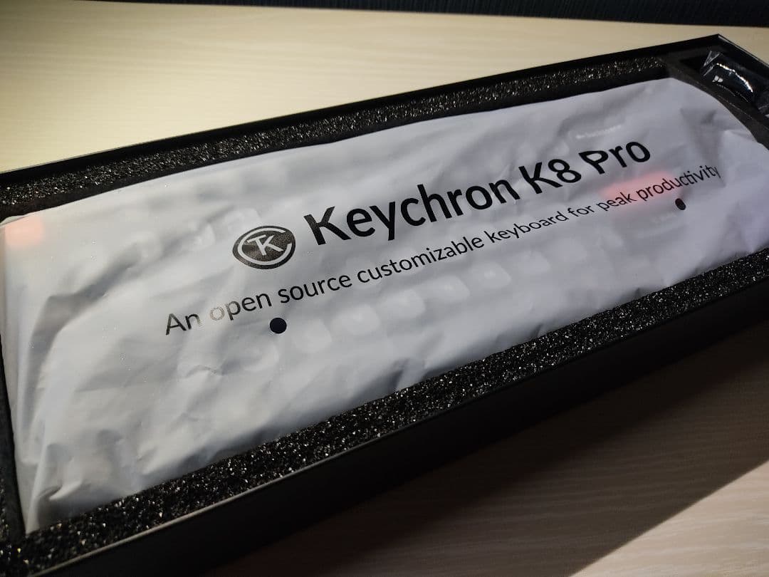 Keychron K8 Pro(青軸)+純正キャリングケース+純正パームレスト
