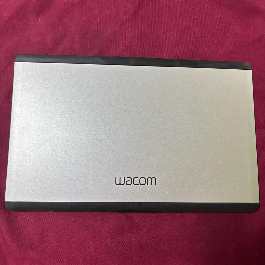 【PCとタブレット】HP B5ノートPC とWacomの液晶ペンタブレットセット