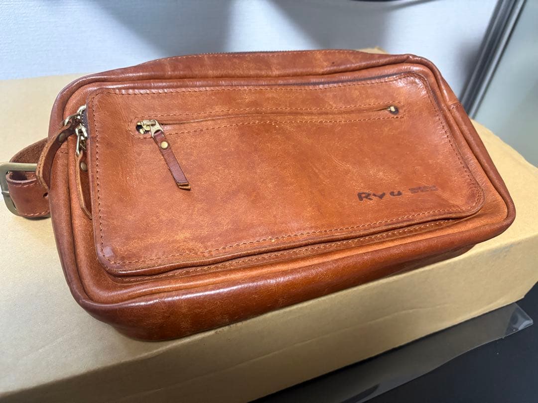 RYU ボディバッグ