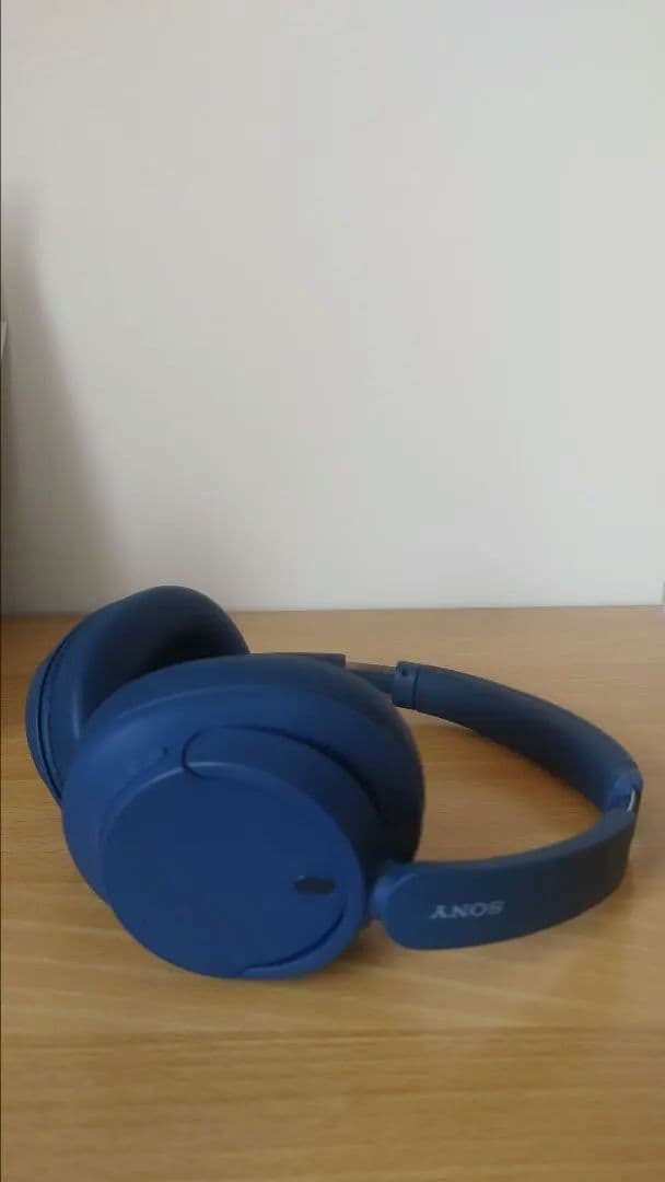 【美品】SONY WH-CH720N ワイヤレスヘッドホン ブルー　スタンド付き