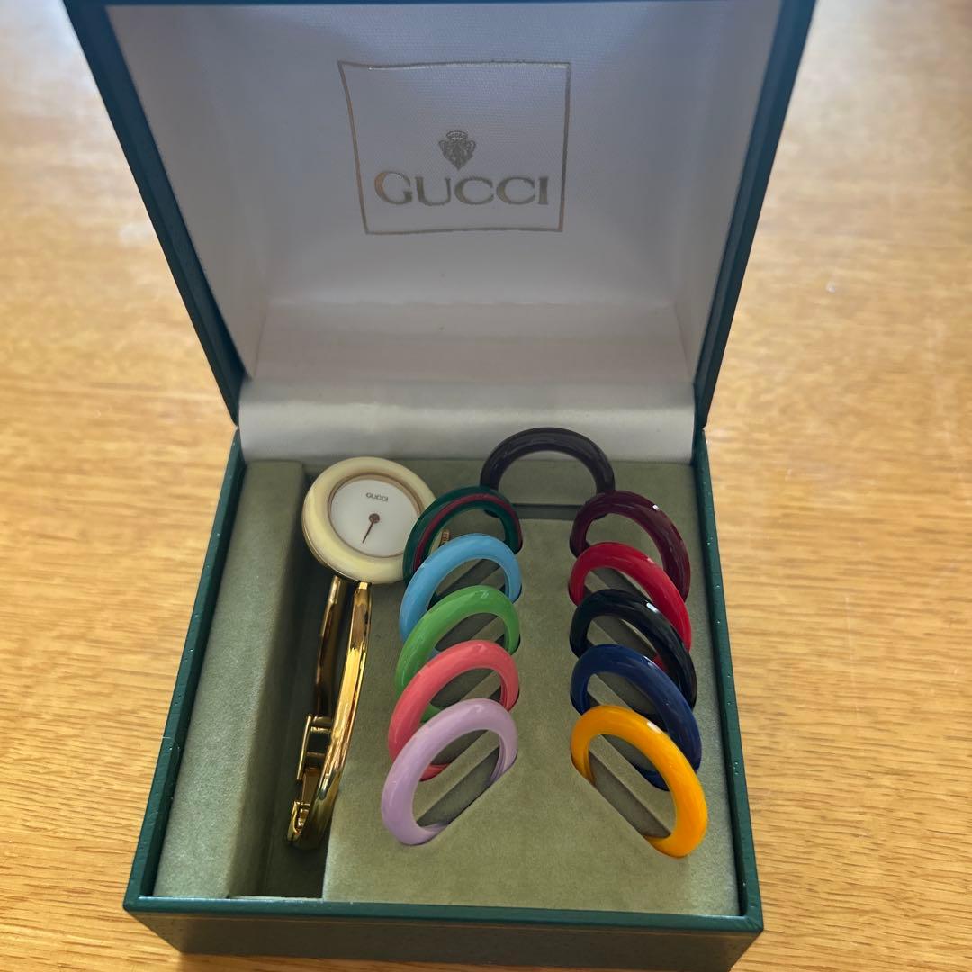 Gucci レディース 時計 多色