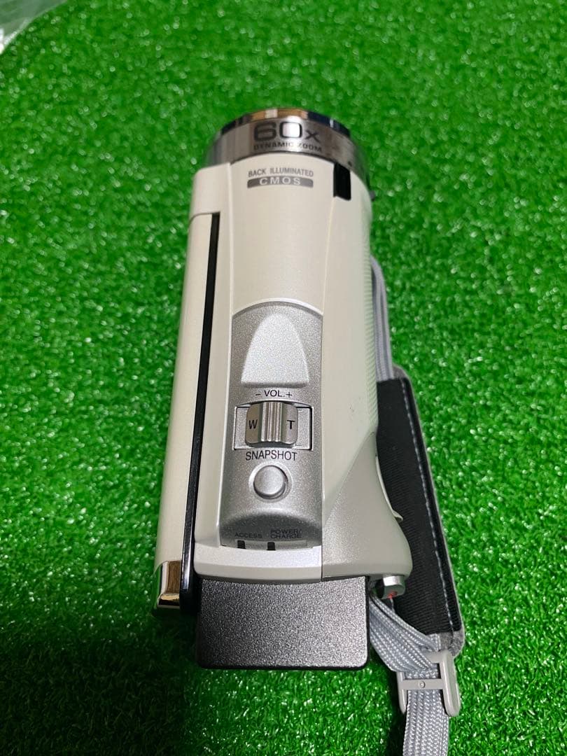 JVC ビデオカメラ GZ-E770-W