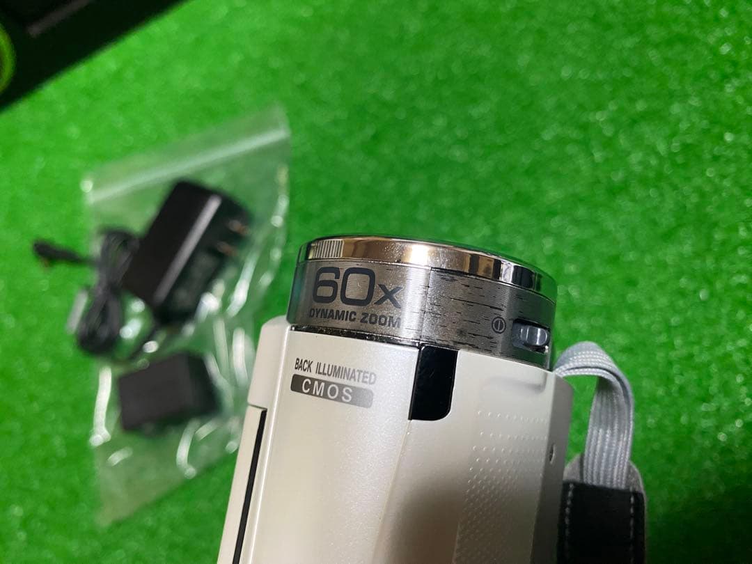 JVC ビデオカメラ GZ-E770-W