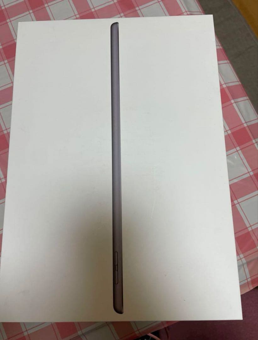 iPad 第7世代 128GB セルラーモデル グレー バッテリー残量95%