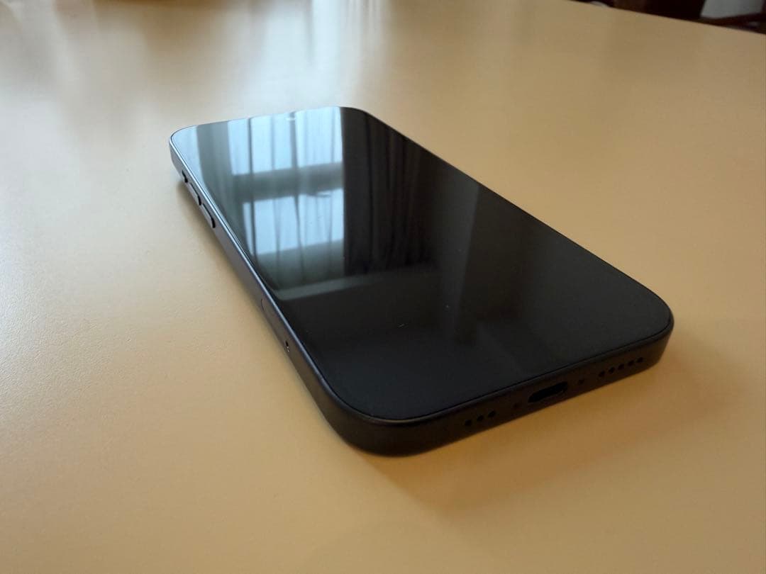 iPhone15 128GB ブラック バッテリー90％