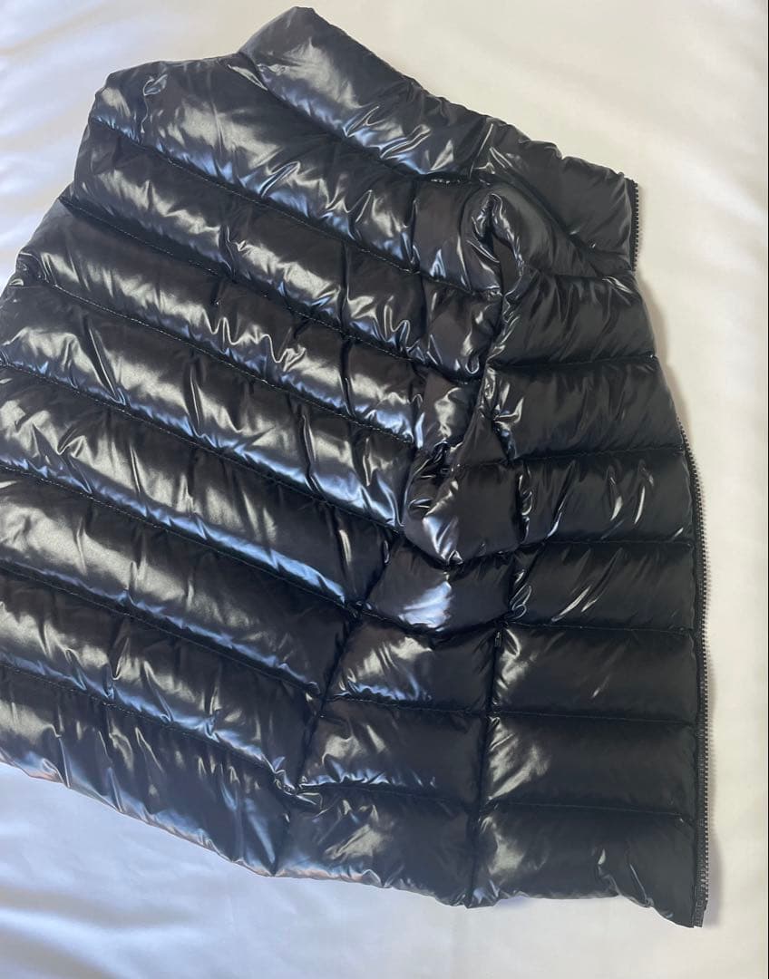 モンクレール 【MONCLER】 のダウンベスト(レディース)(黒)サイズ【0】