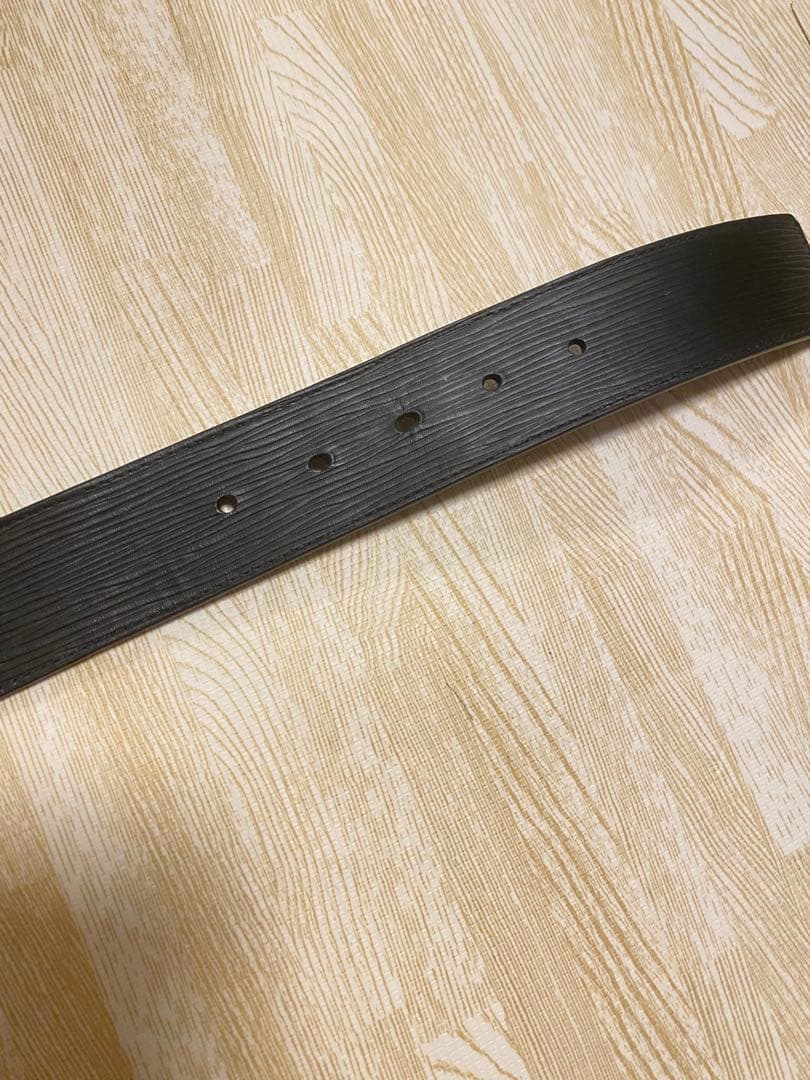 LOUIS VUITTON エピレザー ベルト