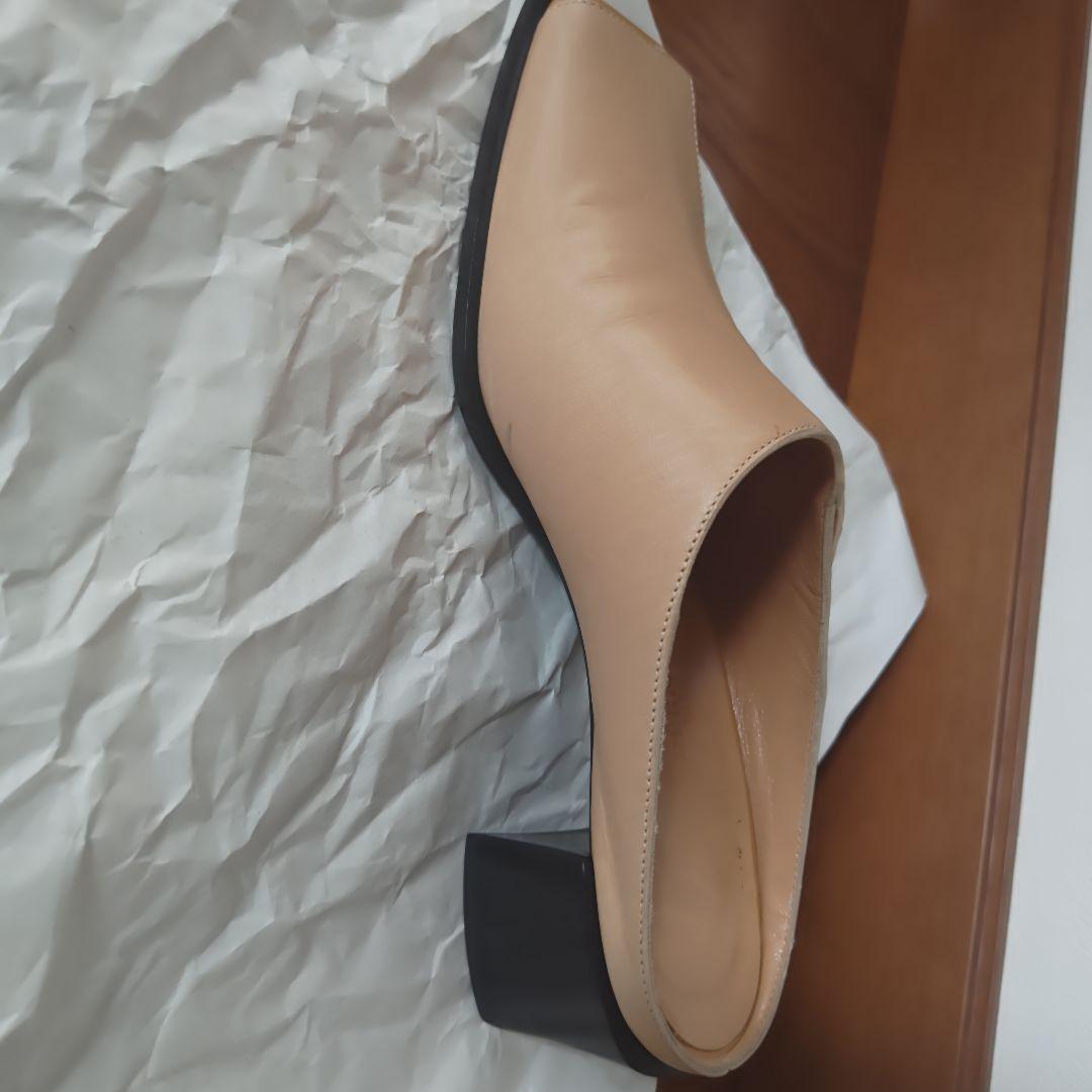 スクエアトゥミュール/HERMES