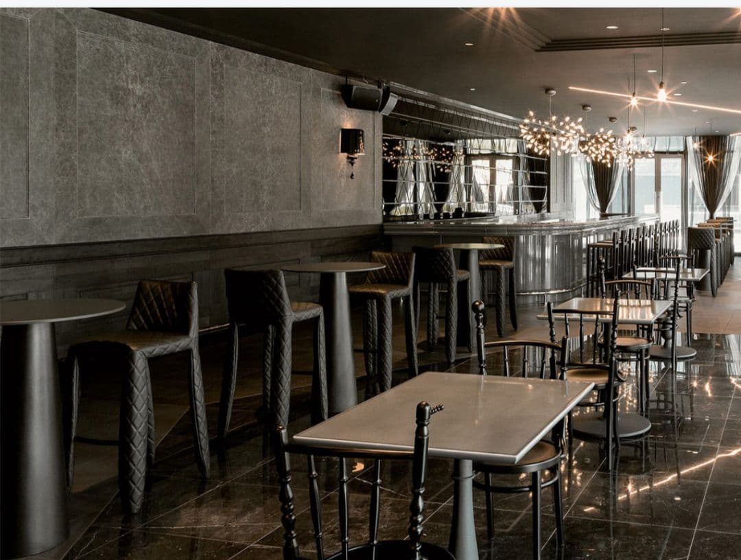 ま*ン様 moooi モーイ モンスター カウンターチェア 椅子 黒