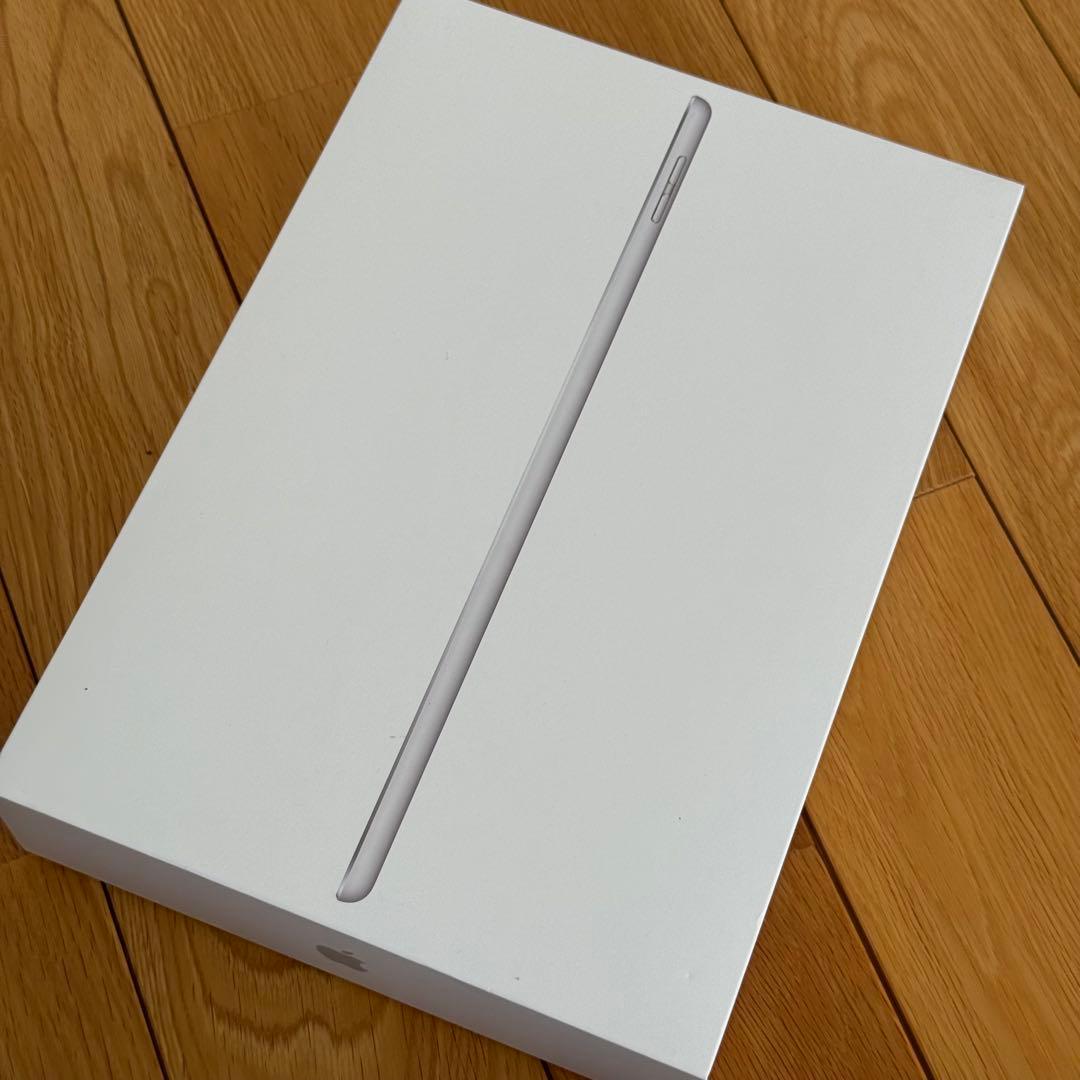 iPad 第8世代128GBシルバー &アップルペンシル付