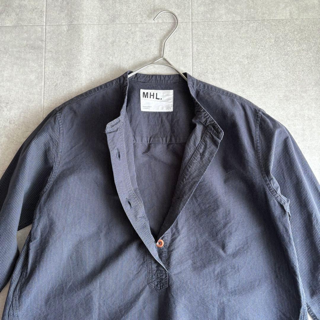 近年✨MHL. BROKEN STRIPE COTTON バンドカラーシャツ Ⅰ
