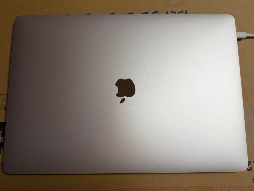 MacBook Pro2019 16インチ i9 シルバー 16GB/512GB