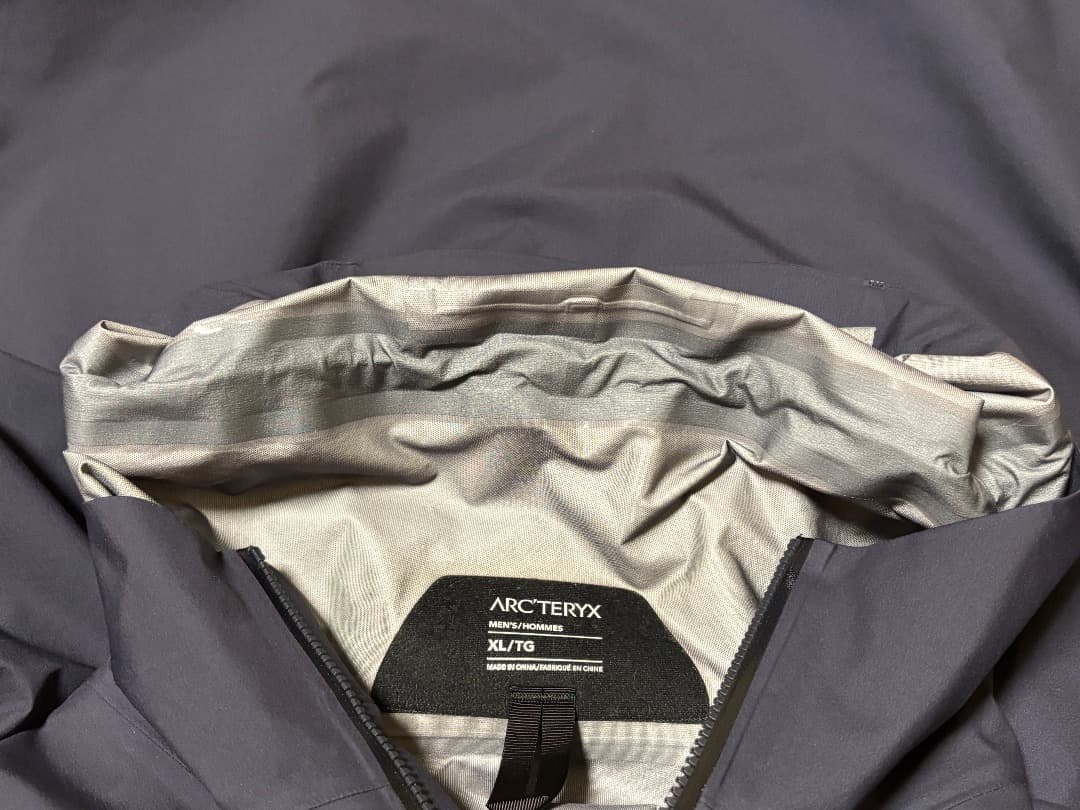 2023年モデル アークテリクス ベータジャケット　ブラックサファイア