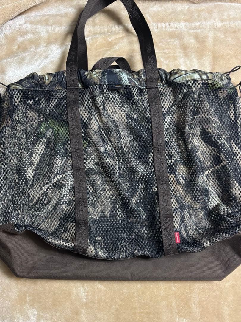Supreme CORDURAコラボ　カモフラージュ メッシュトートバッグ