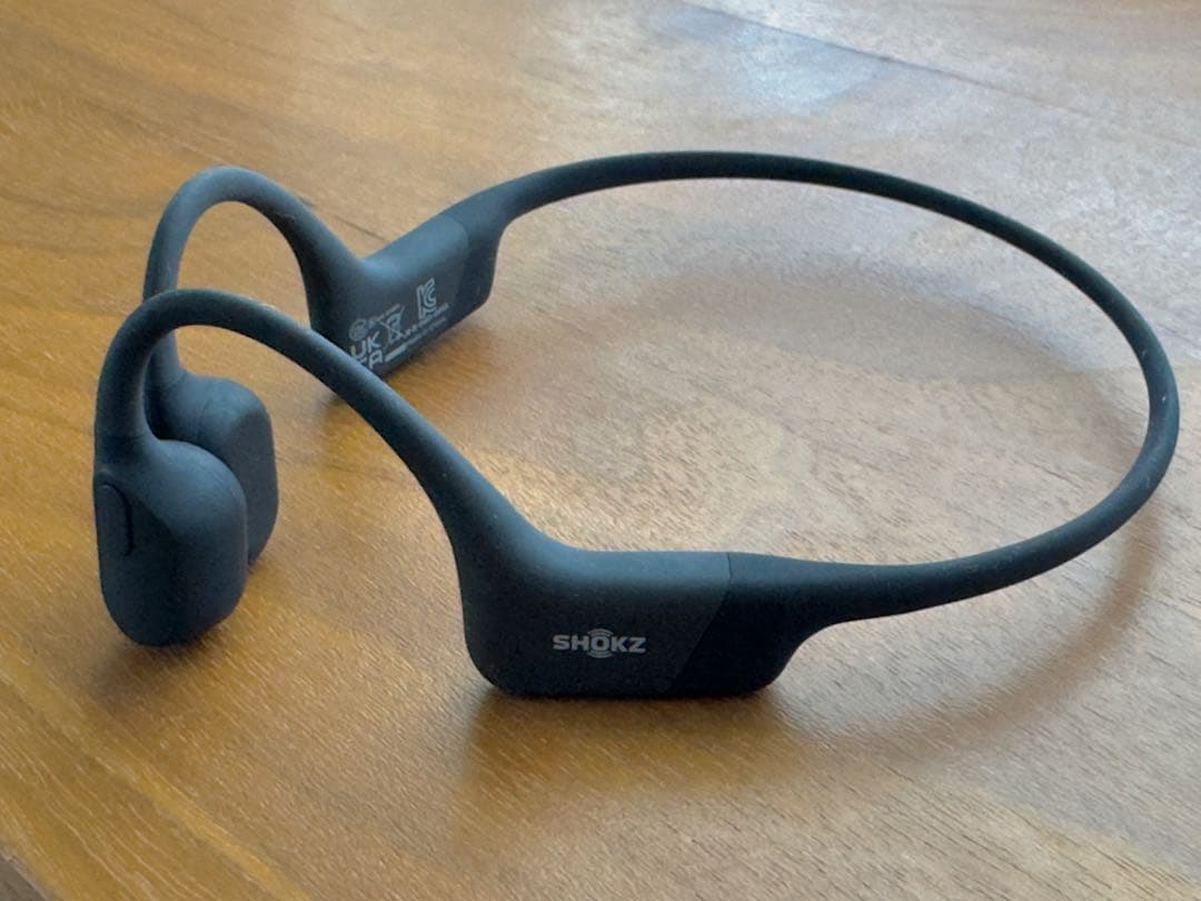 Shokz OpenRun 骨伝導イヤホン ワイヤレス ヘッドフォン